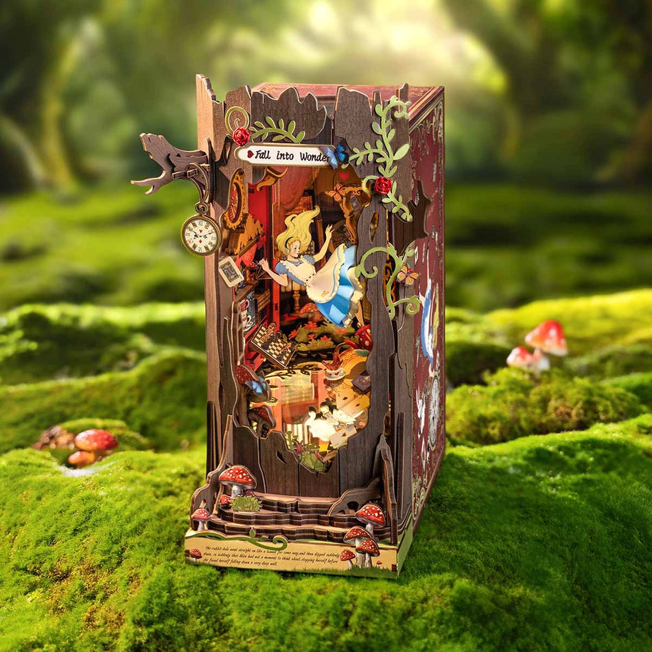 Rolife - Book nook & Wonderland - Fall Into Wonder
